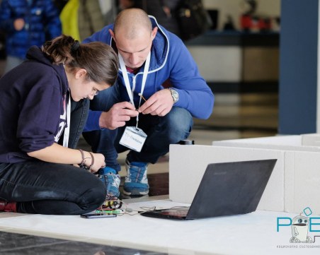 Студенти от ТУ Пловдив спечелиха 4 медала благодарение на роботи