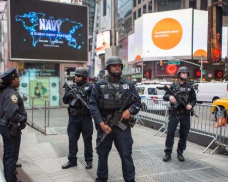 US полицията задържа мъж, готвел взрив на 