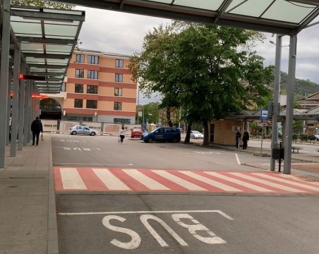 Непълнолетният терорист – от добро семейство, тих и затворен в училище