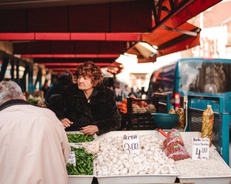 Продавачи от Женския пазар в София – герои в изложба на студенти от Нов български университет