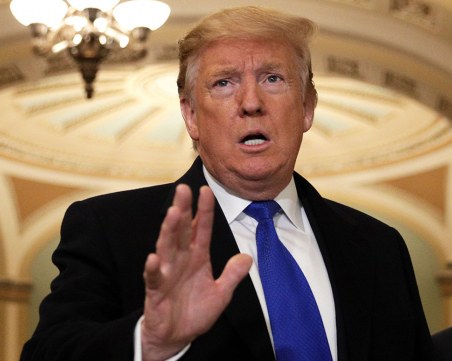 Тръмп слага край на наказателните мита за Мексико