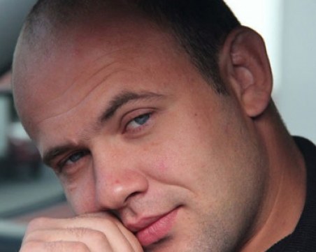 Трима биха до смърт руски шампион, опитал да защити бременна жена