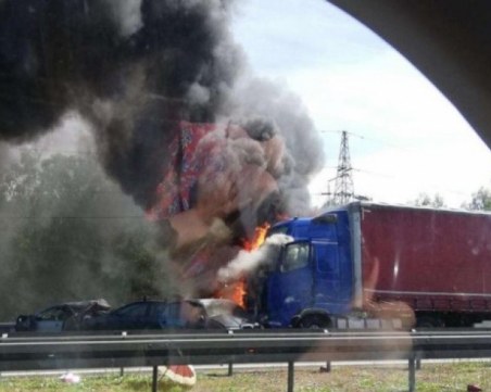 6 души загинаха, а 11 са ранени в тежка катастрофа в Полша