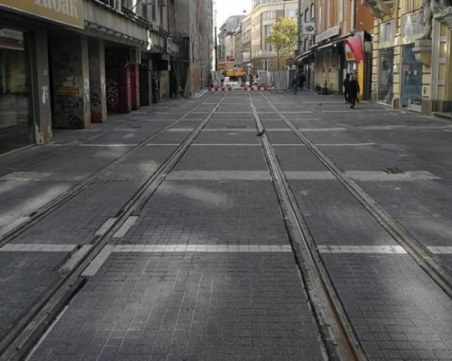 Още 280 бона глоба за Графа от Фандъкова, и релсите криви