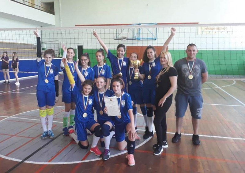 Волейболистки на Марица станаха ученически шампионки