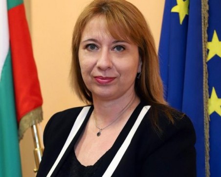 Агенцията за закрила на детето подхвана сайта, разкрил кой е ученикът, вербуван от ИД