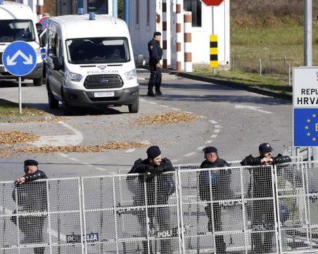 Хърватия издигна стена на границата си с Босна и Херцеговина