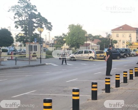 Отцепиха Централна гара в София! Сигнал за бомба вдигна накрак полицията