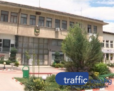 Втори ден бедствено положение в Стрелча! Осигуряват водоноски на жителите