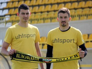 Ботев представи двамата си нови вратари