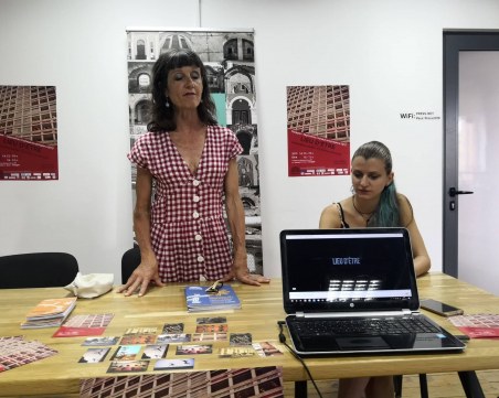 22 пловдивчани танцуват по прозорците на общежитие на Медицинския университет