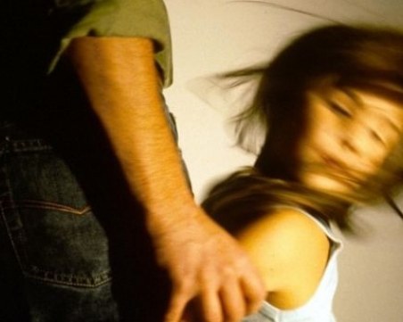 Съпруг побойник отвлича детето на избягалата си жена. Кошмарната история на една пловдивчанка!