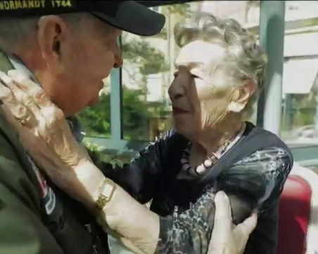 Ех, любов! Ветеран от Втората световна война среща любимата след 75 г. раздяла