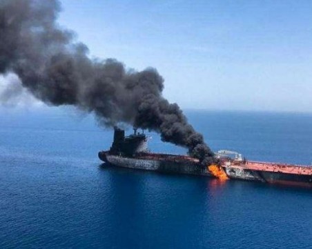 Няма българи на атакуваните танкери в Оманския залив