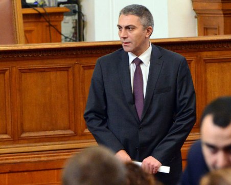 Предложението на ДПС за намаляване на ДДС: Хубаво е, но не е готово