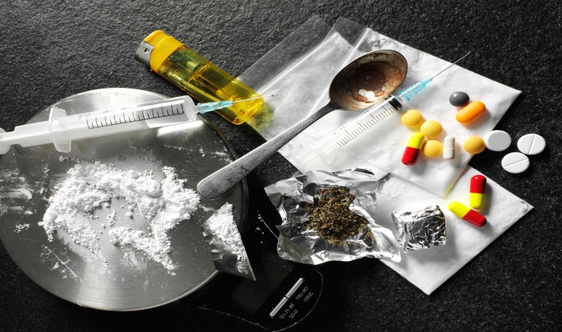 10 кг дрога – амфети, канабис и хашиш в дома на 50-годишен, задържаха го