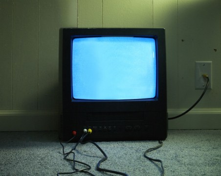 5 кабелни оператора, 60 нелегални канала. Загуби за милиони. Ощетените: Нова, bTV, НВО…