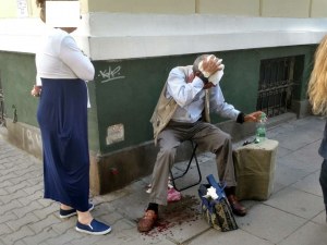Възрастен мъж бе пребит в центъра на София