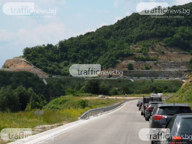 5 км опашка се изви на Маказа, българската граница - окупирана