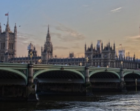 Посолството ни в Лондон се прочу! Натрупало глоби за над 820 хиляди паунда