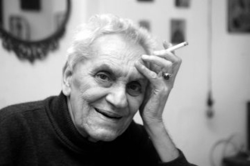 Почина големият български фотожурналист Христо Юскеселиев