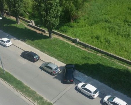 Нова мода: Паркиране по диагонал в Пловдив