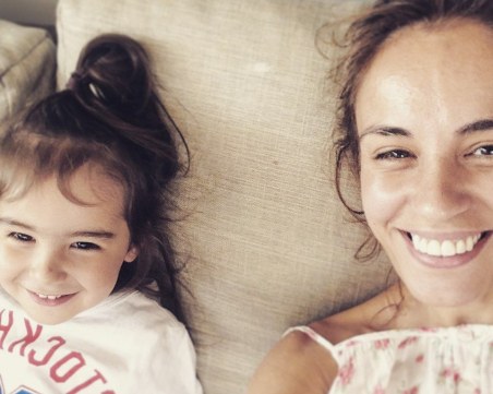 Радина Кърджилова празнува рождения си ден семейно, пожела си здраве и слънчево лято