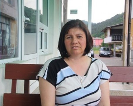 Учителката, която прочу Чепинци: Прибирам телефоните и гоня без учебник!