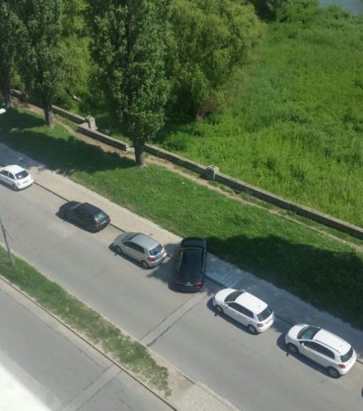 Нова мода: Паркиране по диагонал в Пловдив