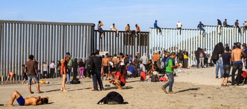Депортират милиони нелегални мигранти от САЩ
