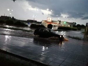 Търговище се събуди под вода, подпорна стена рухна от стихията