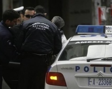 19-годишна българка е арестувана в Гърция, снимала порно с 5-годишната си сестра