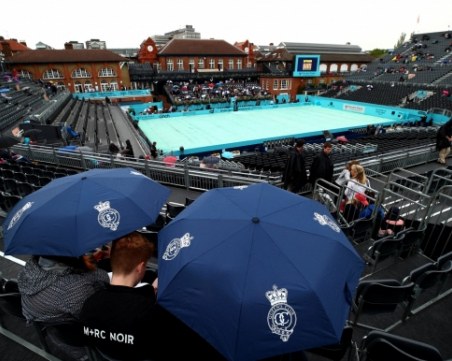 Отложеният мач на Гришо отново последен в програмата