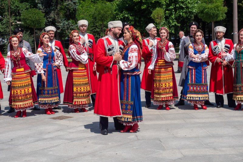 Кубанският казашки хор представя уникална фолклорна програма в Пловдив