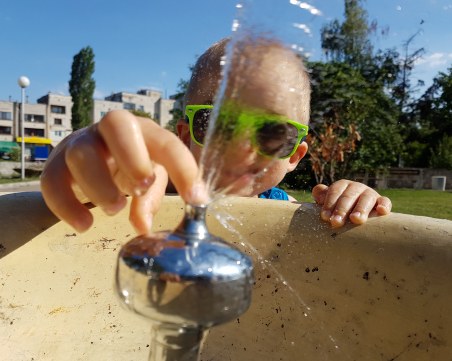 Жега до края на седмицата! Живакът тръгва нагоре, през уикенда до 38°С