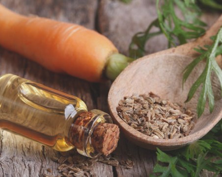 Натурални масла, които предпазват от вредните лъчи