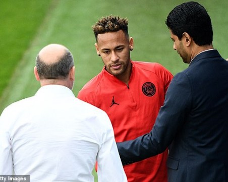 Неймар се изпокарал с всички в ПСЖ, иска обратно в Барса