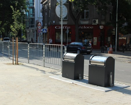 Пловдив се сдоби с още подземни контейнери за боклук