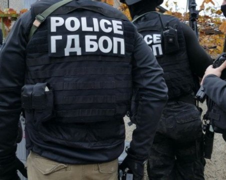 Обвинените в лихварство от Берковица остават в ареста