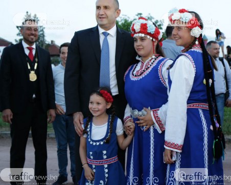 Румен Радев за шопския фолклор: Уникална сплав от мъдрост, хумор и темперамент