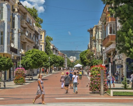 Жега на Черноморието! Регистрираха три рекорда