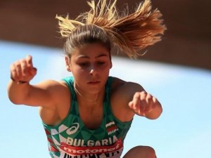 Алекс Начева оглави световната ранглиста