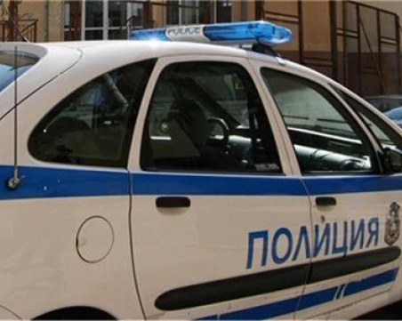 Мъж опита да отвлече 15-годишно момче - напъха го в колата насила!