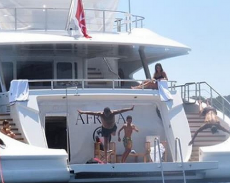 Роналдо разпуска на 46-метрова яхта