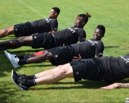 Локо играе срещу участник в Лига Европа утре