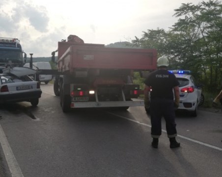 След мелето на пътя в Монтанско: Ранено дете се бори за живот