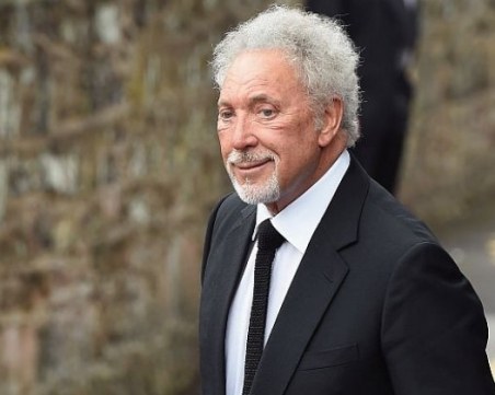 Том Джоунс идва днес в Пловдив