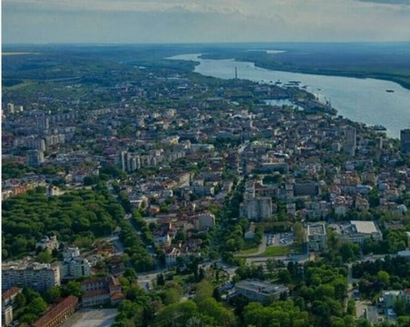 В Пловдив е най-дългата пешеходна улица, а къде се намира най-дългият булевард в България?