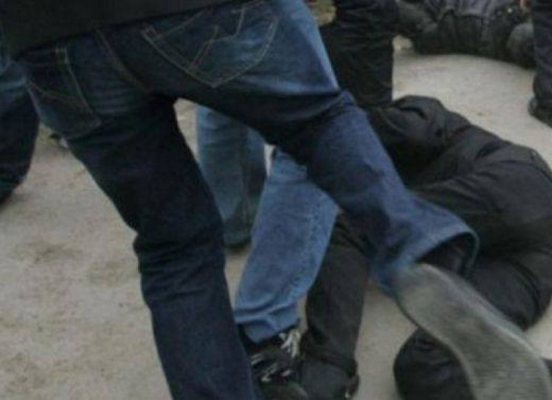 Бой в кръчма в Пловдивско! Трима пребиха 39-годишен мъж