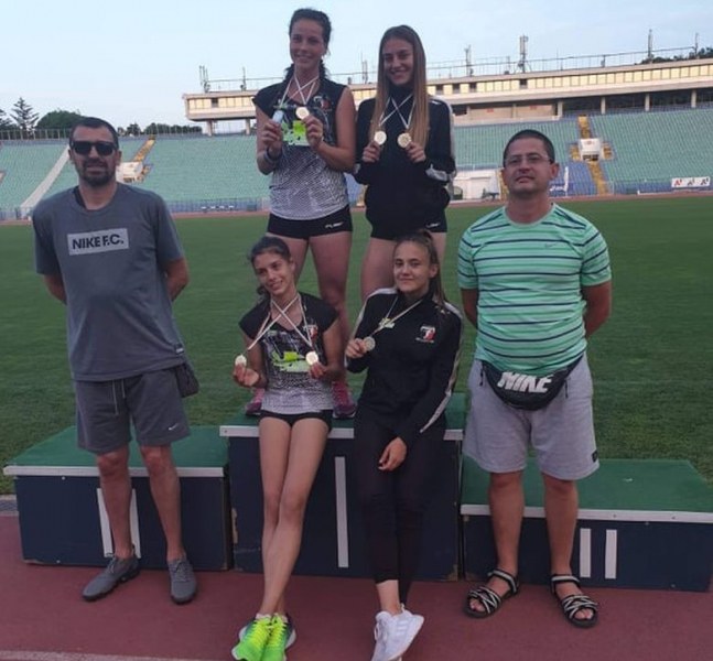 Младите атлети на Локомотив с 12 медала от държавното